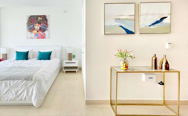 Building Photo - 485 Brickell Ave