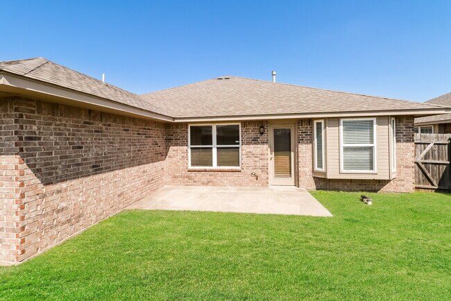 Building Photo - 7913 Eagle Cir