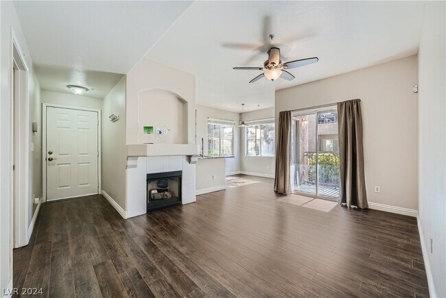 Building Photo - 9050 W Warm Springs Rd
