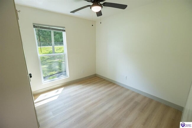 Building Photo - 2659 S Wilson Rd