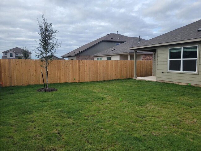 Building Photo - 319 Canley Lp