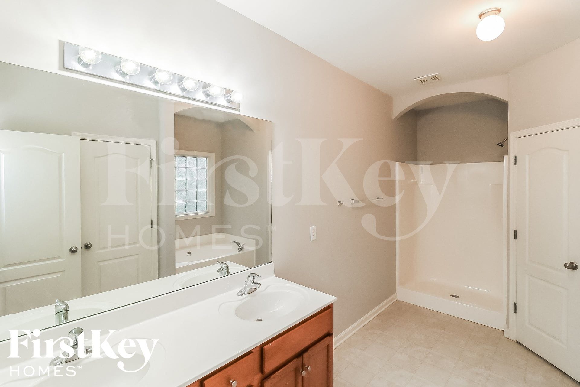 Building Photo - 84 Ivey Meadow Dr