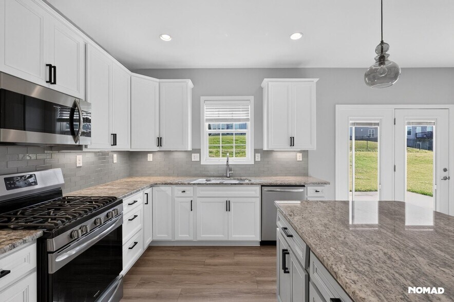 Building Photo - 105 Irondale Ct