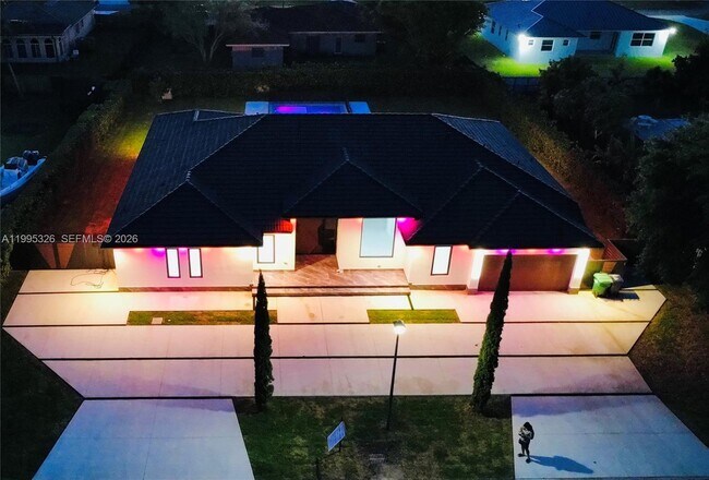 Building Photo - 19880 SW 134th Ave