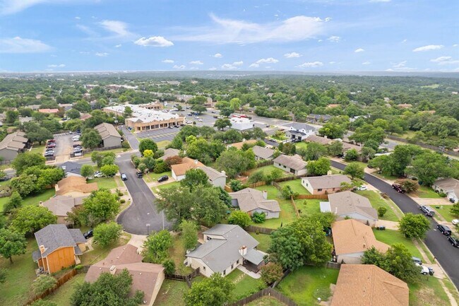 Building Photo - 10709 Onyx Cove