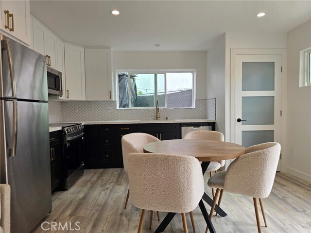 Building Photo - 6885 Shoshonee Way