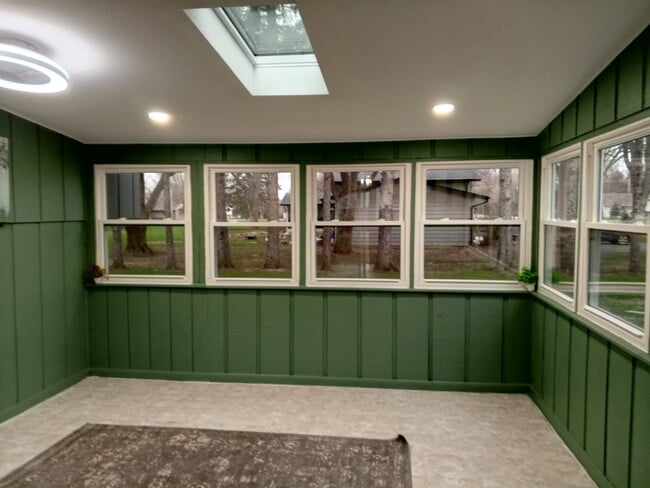 Building Photo - 4N580 Chatham Ct