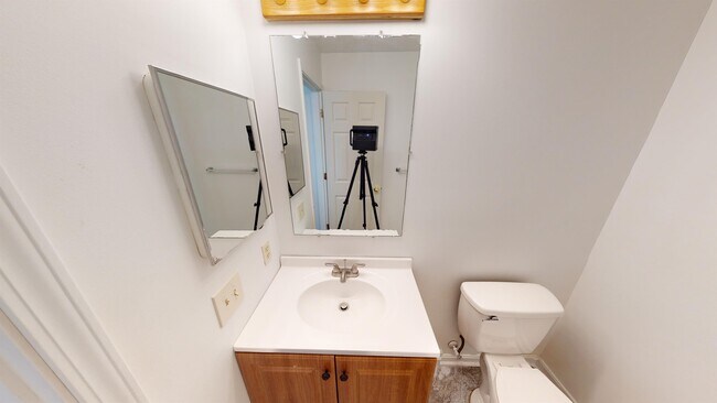 Building Photo - 2229 Symmes St