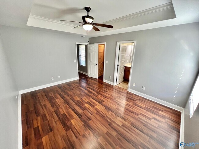 Building Photo - 105 Summerset Ln