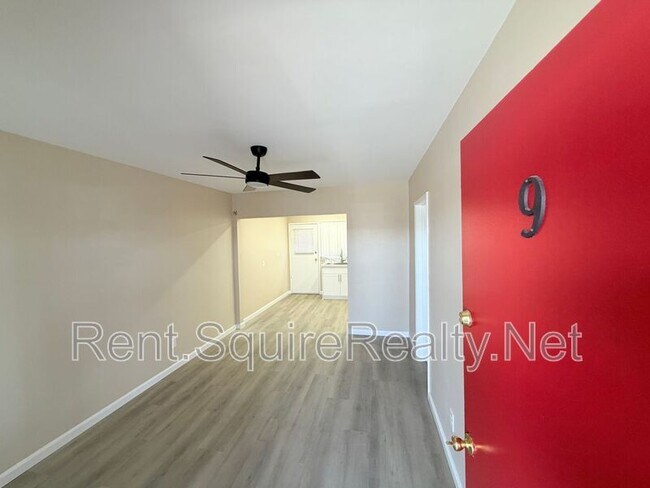 Building Photo - 936 W Foothill Blvd