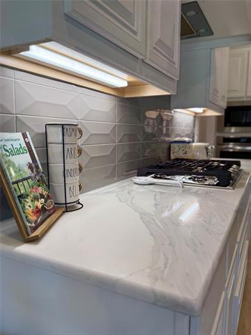 Building Photo - 218 Oakcrest Dr