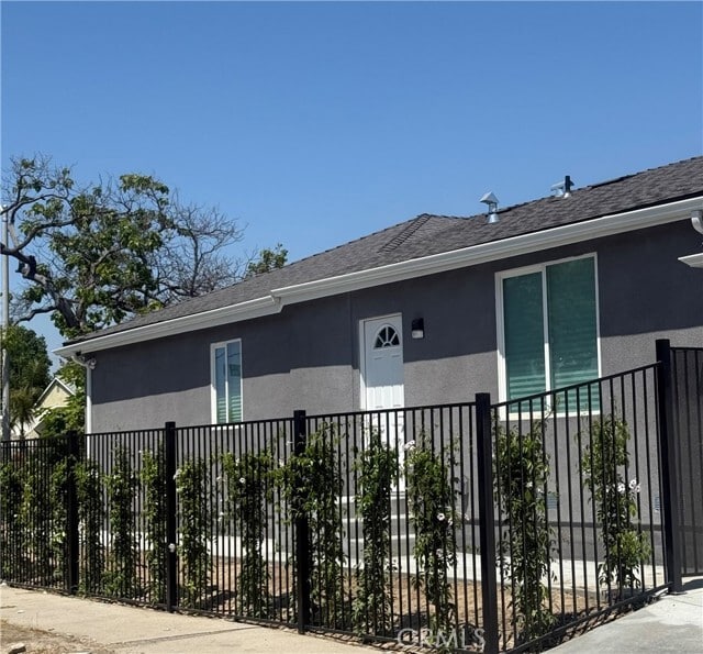 Primary Photo - 11156 Wyandotte St