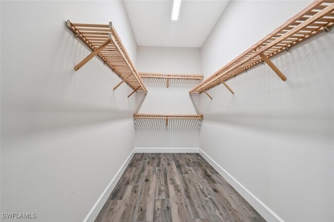 Building Photo - 6407 Negril Isle Dr