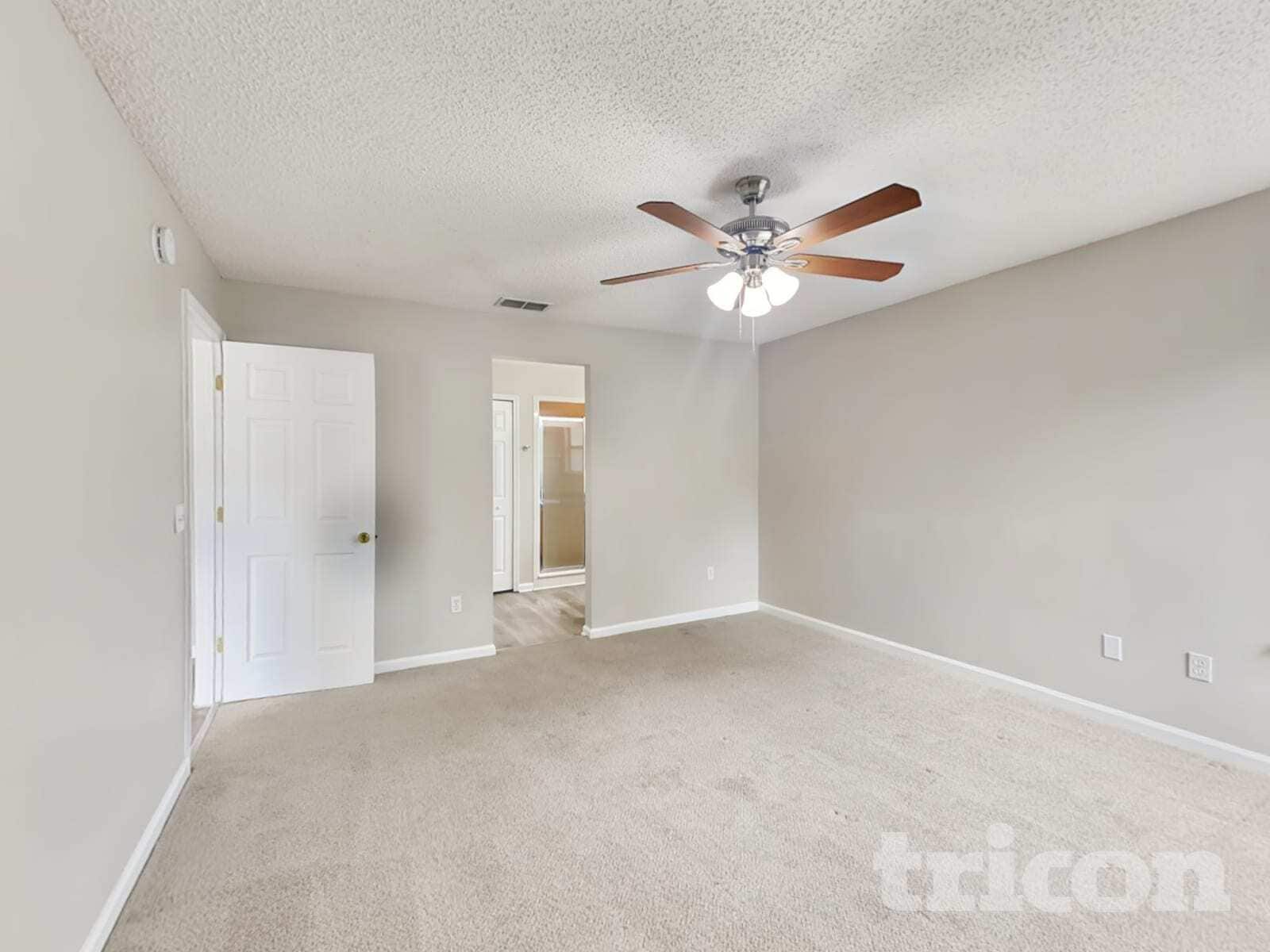 Building Photo - 3464 Brahma Bull Cir N