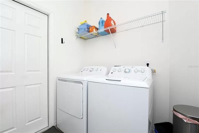 Building Photo - 2712 Picasso Ct