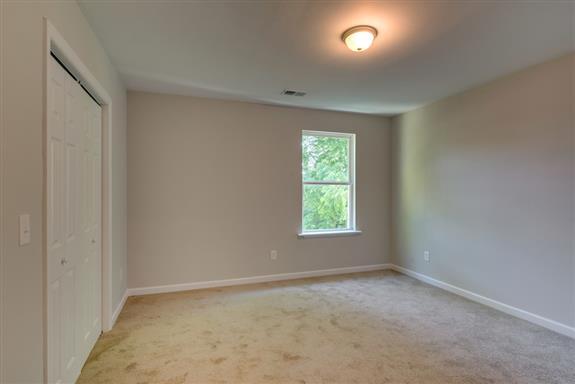 Building Photo - 107 Elmore Ave