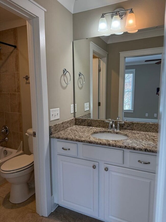 Building Photo - Lexington -Saluda River Club-Offering Self Guided Tour with RENTLY!