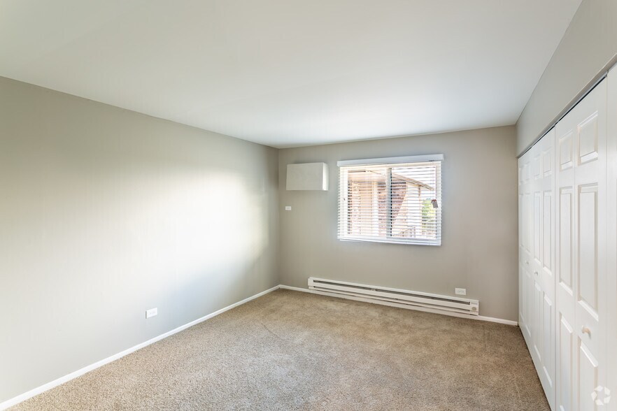 2BR,1BA,900SF - Unfurnished - Flats at Gladstone