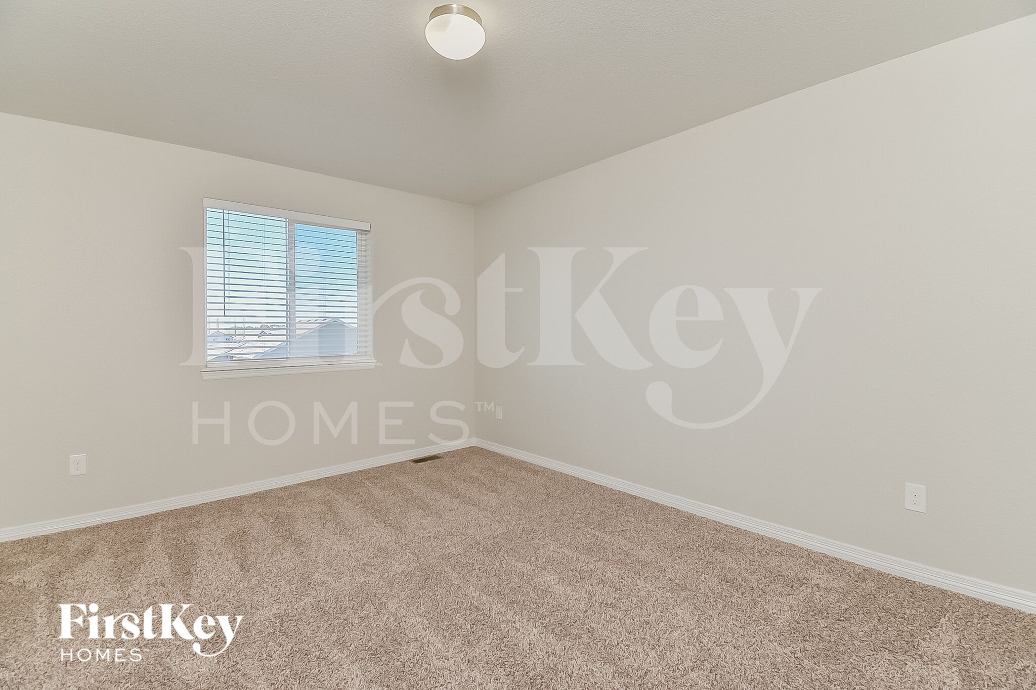 Building Photo - 10913 Nolin Dr