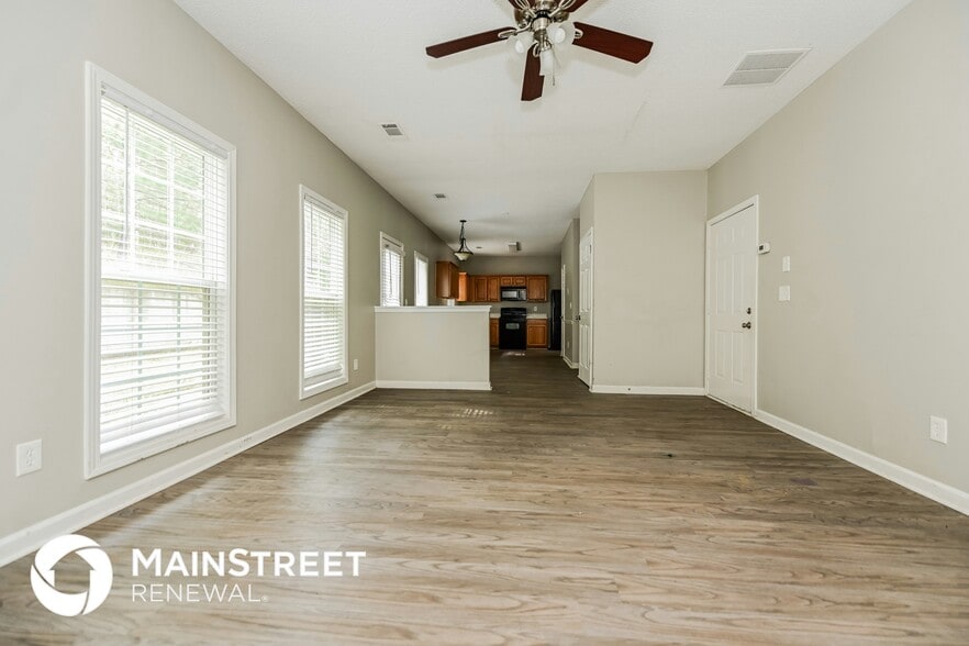 Building Photo - 1785 Emerald Dr