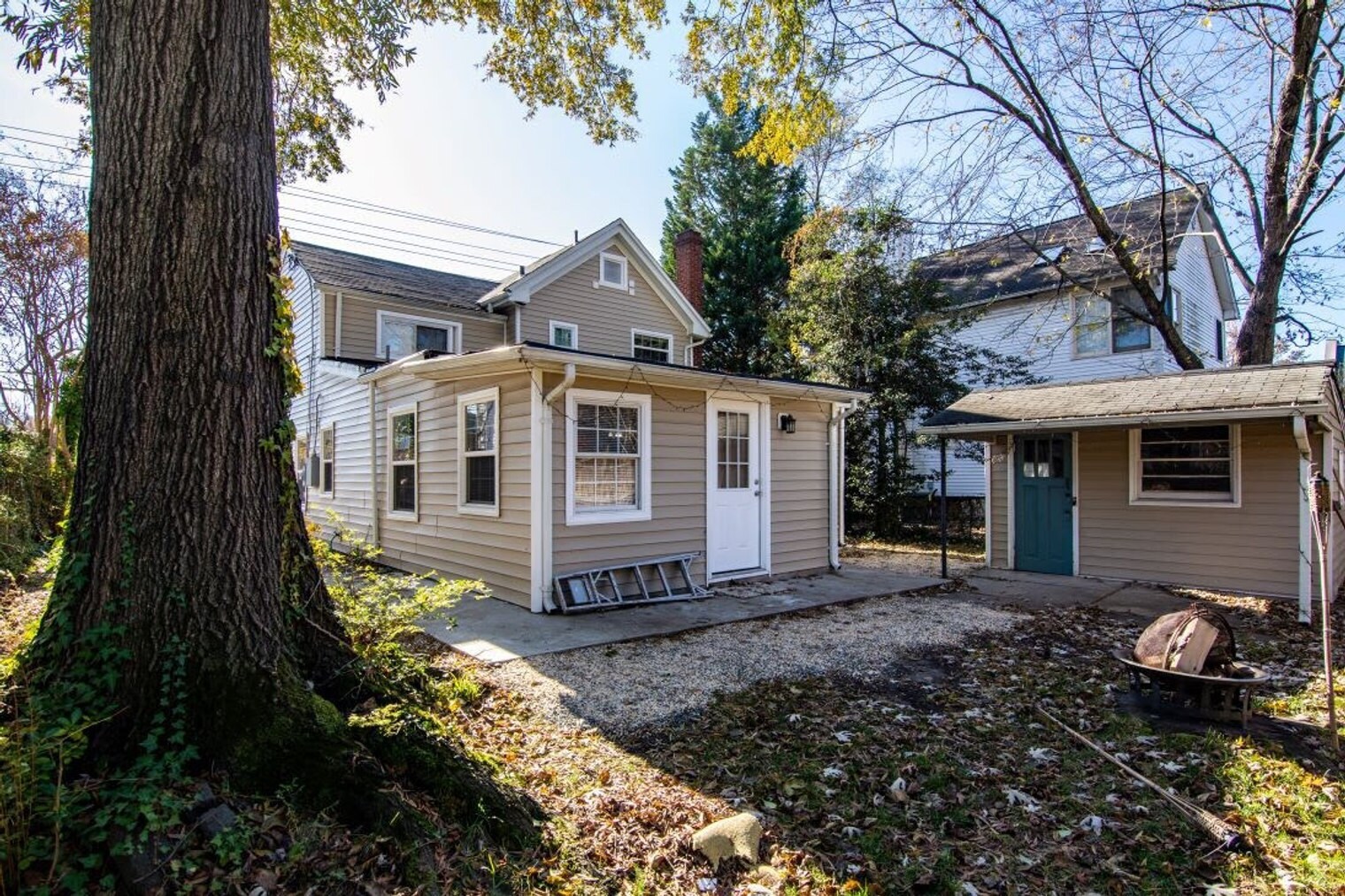 Building Photo - 4737 Wilson Blvd