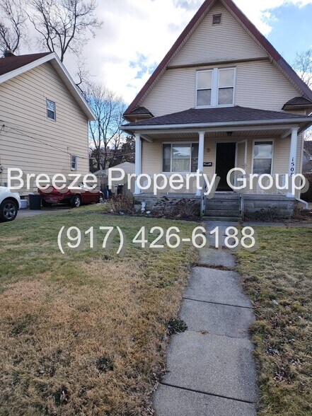 Building Photo - 1508 Albert St