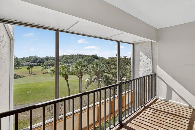 Building Photo - 13618 Greenfield Dr