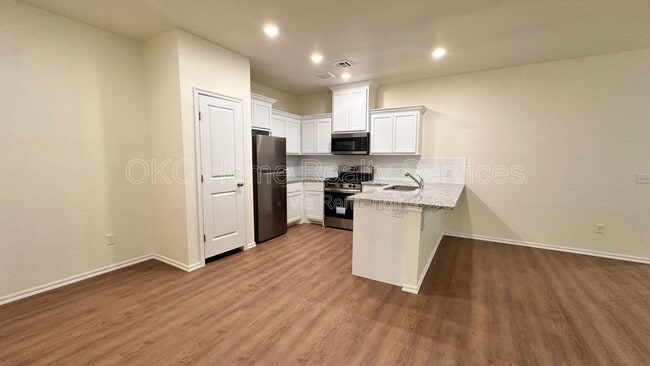 Building Photo - 11417 N University Ave