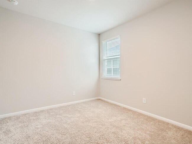 Building Photo - 649 Golden Grove Pkwy