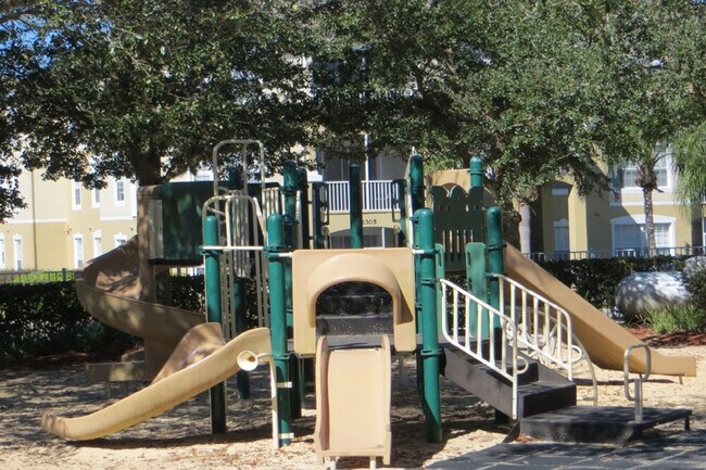 Building Photo - 2314 Silver Palm Dr