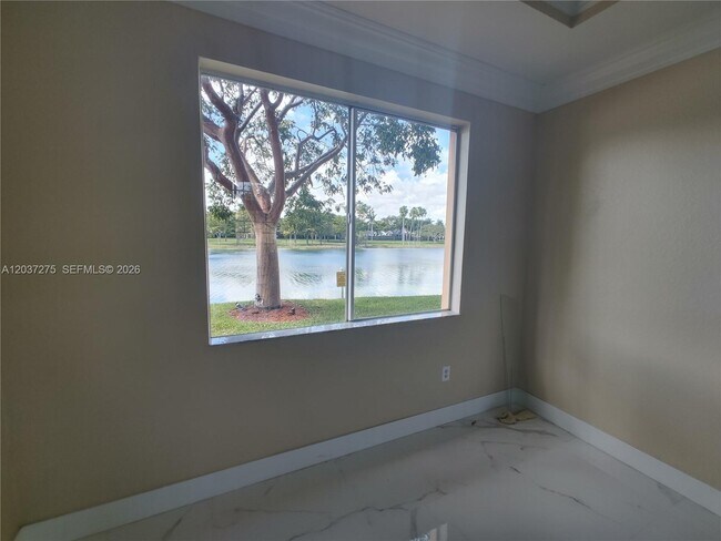 Building Photo - 21872 SW 95th Pl
