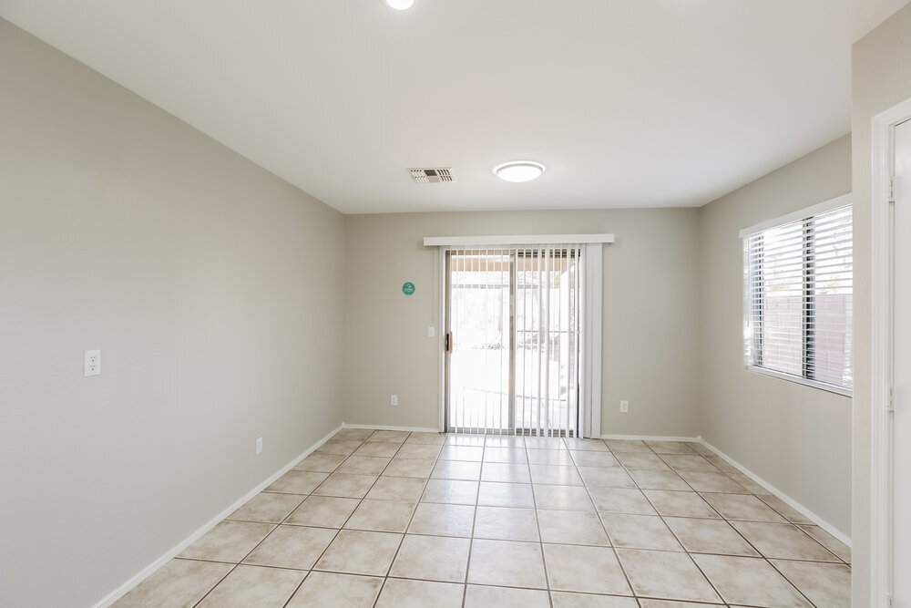 Building Photo - 16140 W Boca Raton Rd