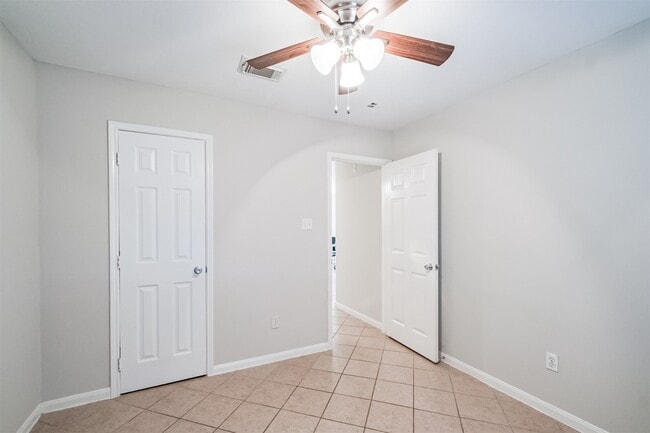 Building Photo - 16783 N Bob White Dr