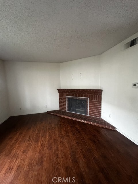 Building Photo - 15218 Shadybend Dr