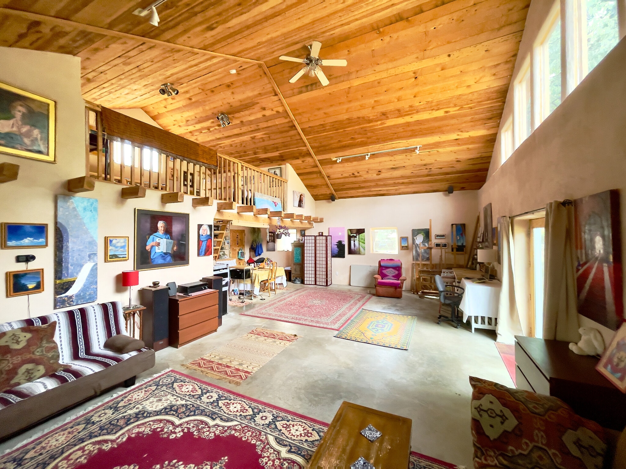 Interior with Loft - 223 A Victor Ct
