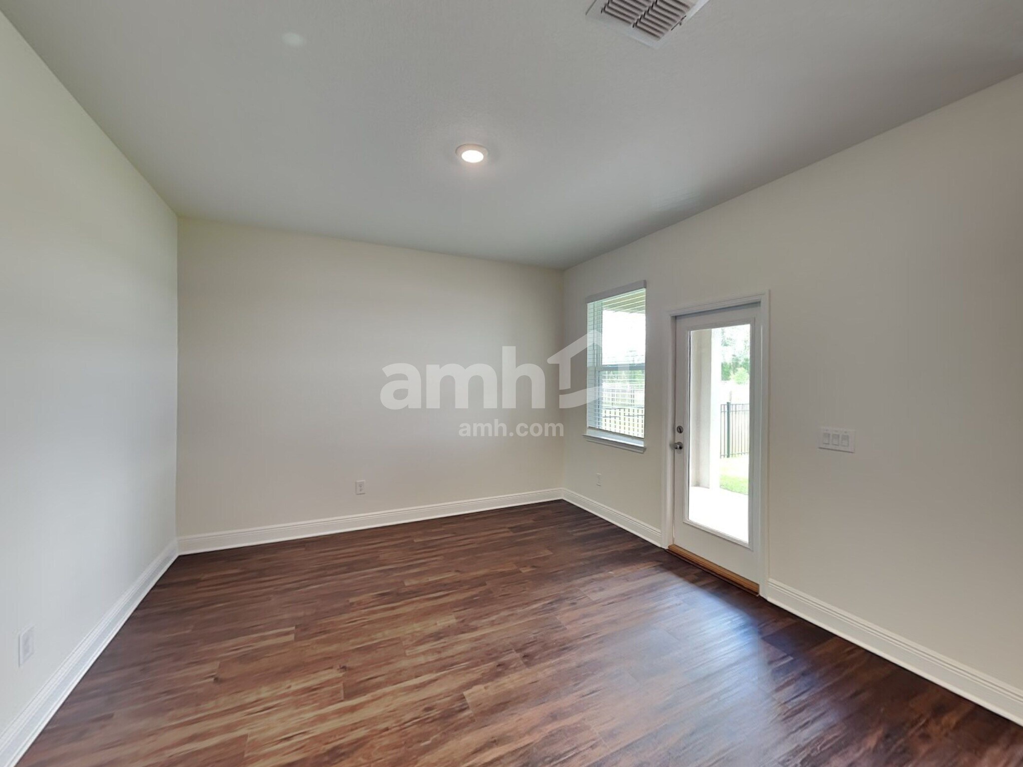 Building Photo - 14519 Cedar Mill Dr