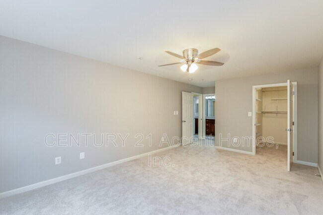 Building Photo - 20366 Birchmere Terrace