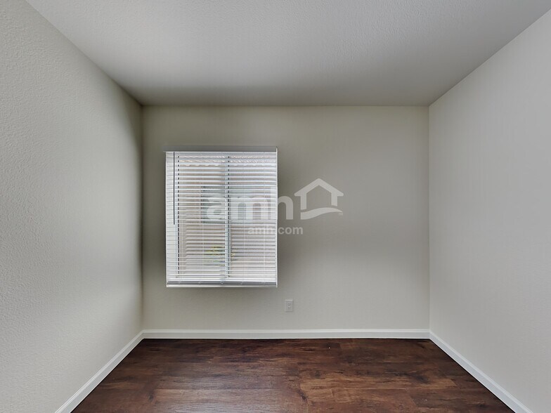 Building Photo - 2256 E Monona Dr