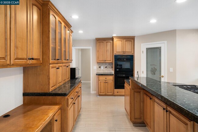 Building Photo - 3158 Randick Ct