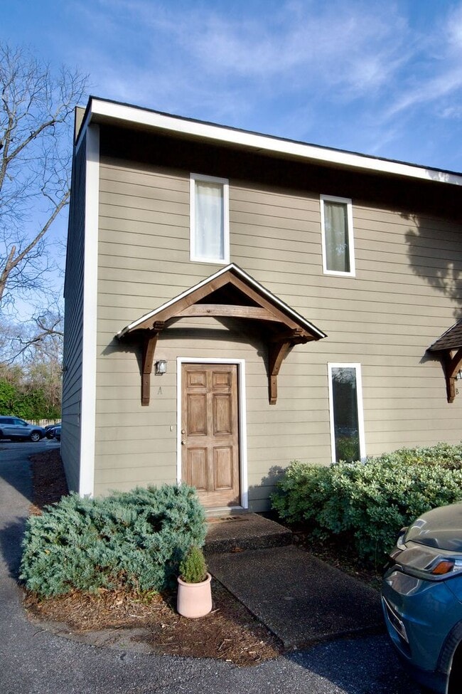 Building Photo - Fall 2026 - Check out the location!