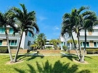 Building Photo - 10178 Collins Ave