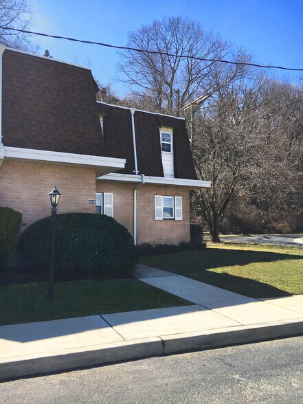 exterior of building 3 - 321 -323 Shore Dr