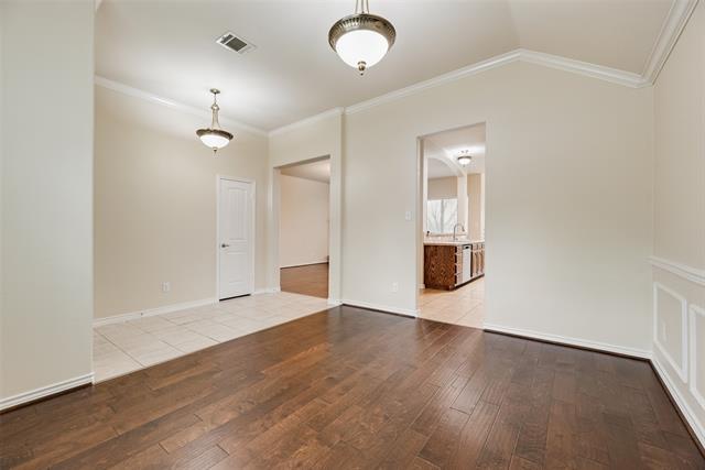 Building Photo - 12811 Greenhaven Dr