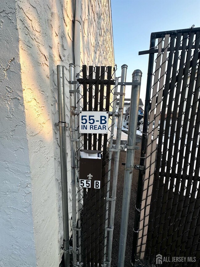 Building Photo - 55 Cutters Dock Rd