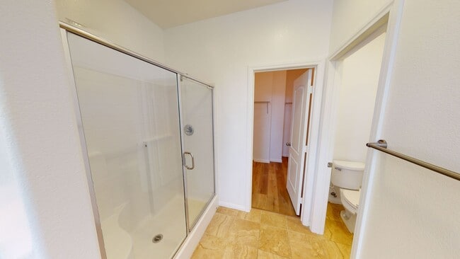 Building Photo - Available Now: Cozy 4 Bedroom 2.5 Bath Hom...