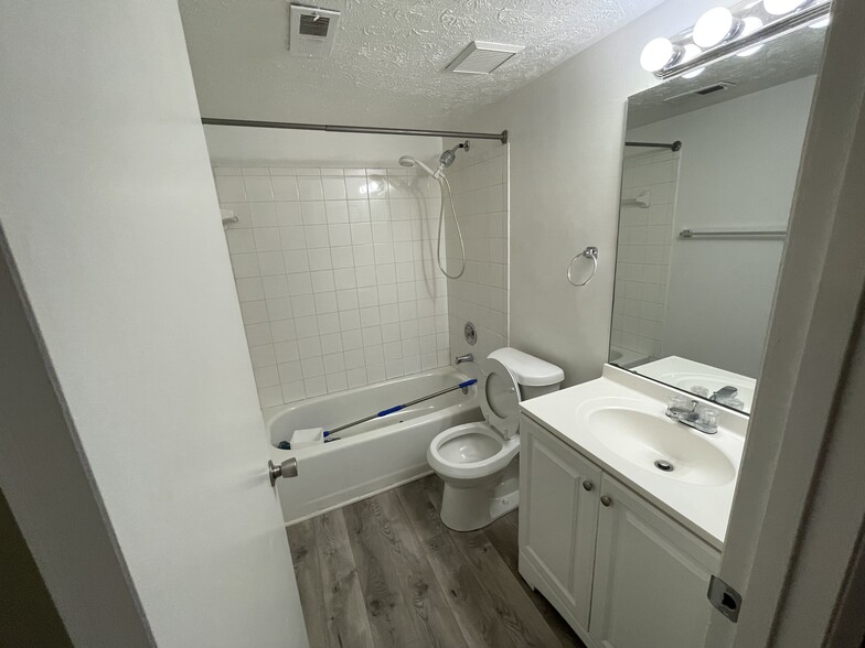 Building Photo - 539 Aspen Glen Dr