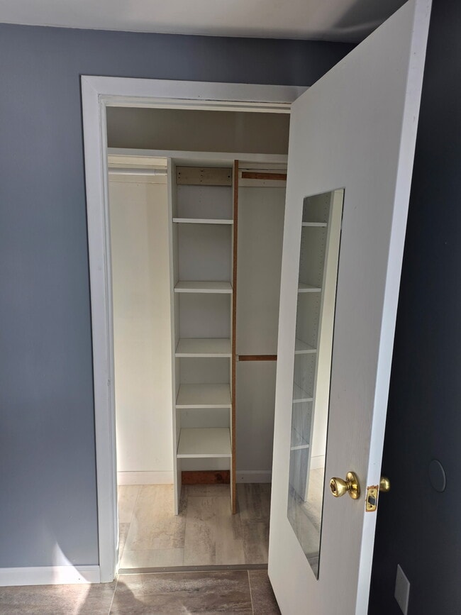 Building Photo - 2139 Horning Rd