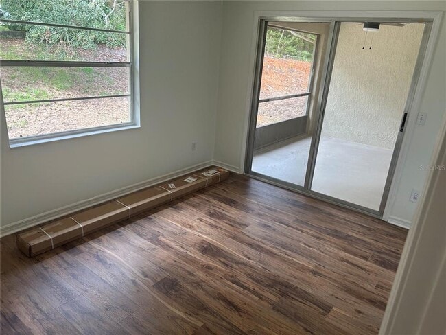 Building Photo - 54 Ivy Ln
