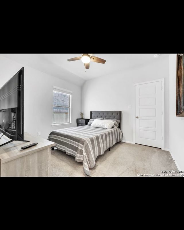 Building Photo - 13238 Fantine Flds