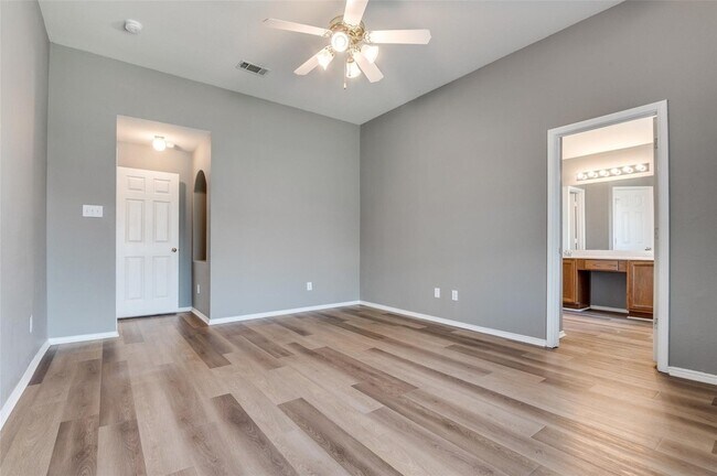 Building Photo - 7702 Decoy Dr